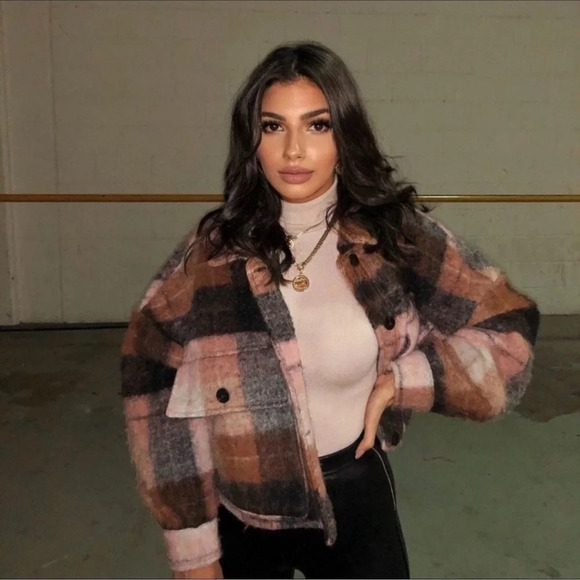 ZARA CROPPED PLAID OVER SHIRT BLUE/ WHITE SMALL - Picture 8 of 9